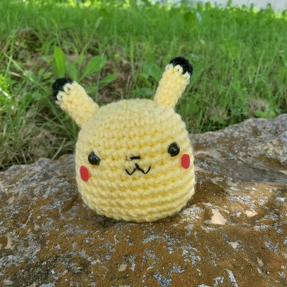 Chibi Pikachu Pokémon Amigurumi - Picture 6 of 8